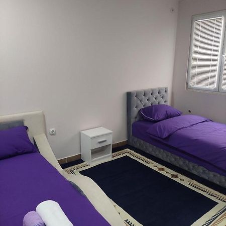 Comfort Pirot Bagian luar foto