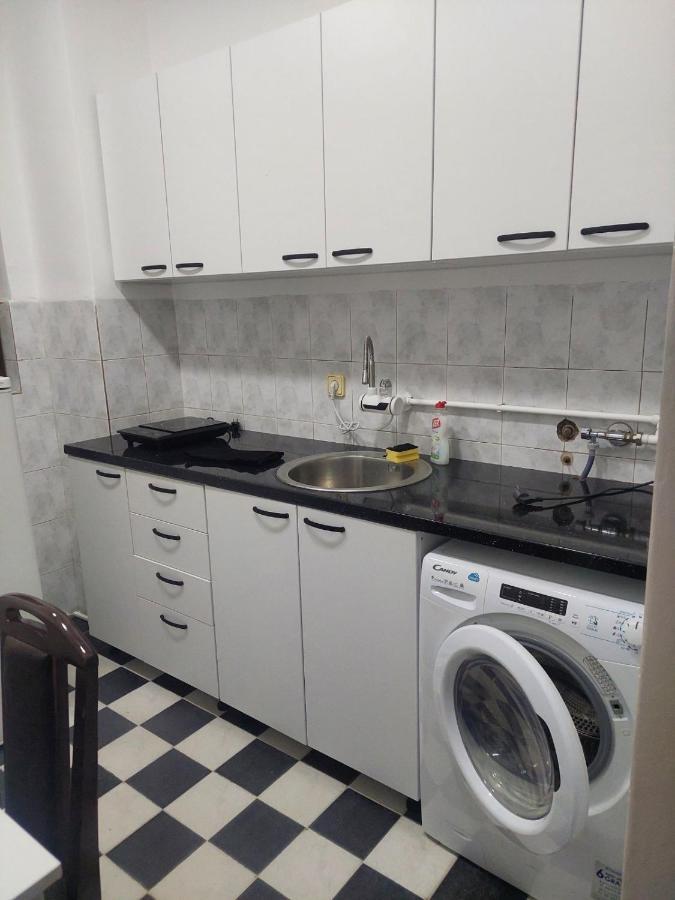 Comfort Pirot Bagian luar foto