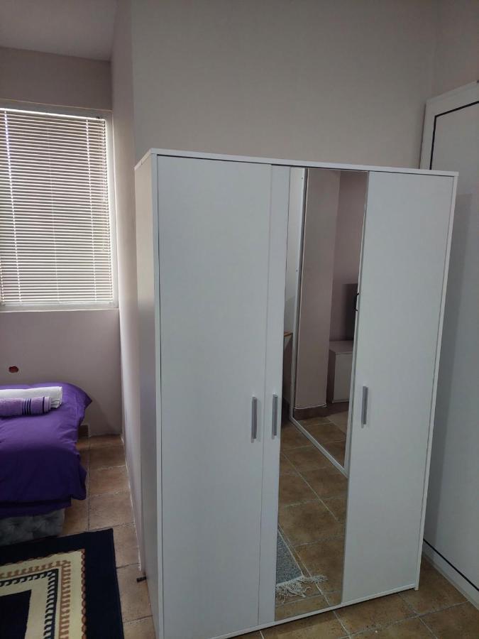 Comfort Pirot Bagian luar foto