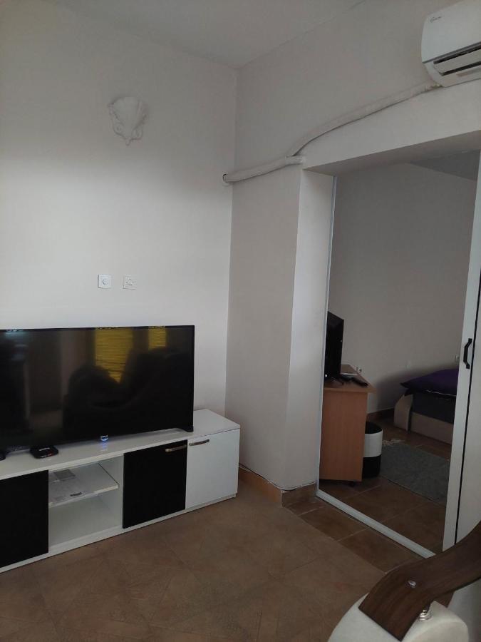 Comfort Pirot Bagian luar foto